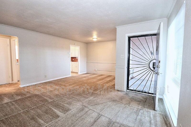 Rare 2 Bedroom Lower Level unit apartment complex across from UC Davis Med Center! property image