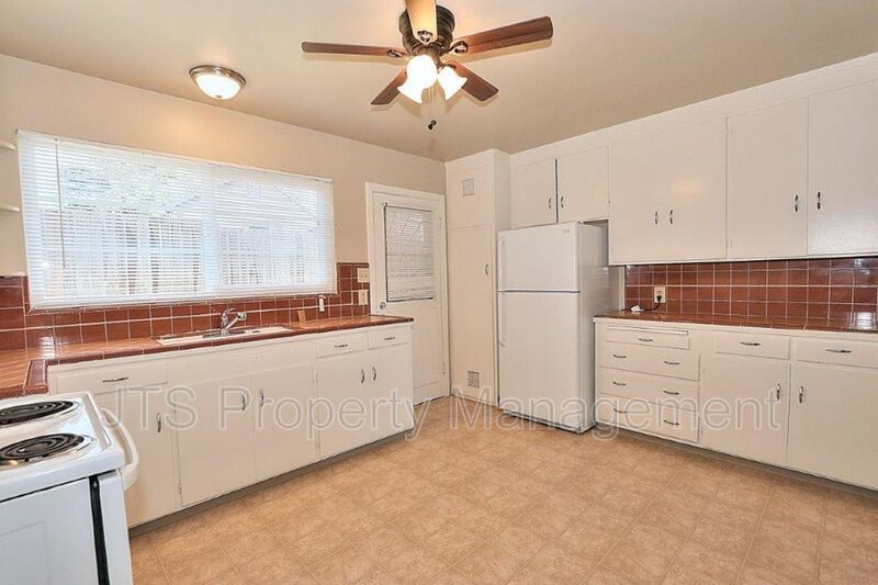 Rare 2 Bedroom Lower Level unit apartment complex across from UC Davis Med Center! property image