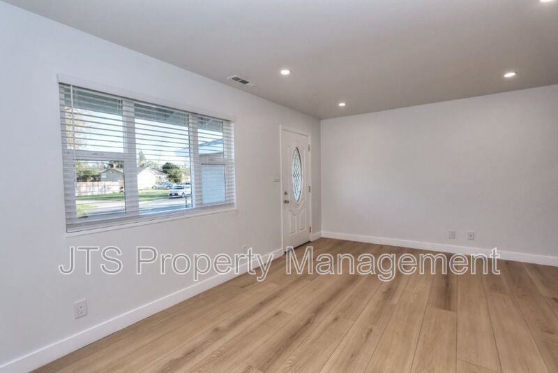 Fully Remodeled Fair Oaks Home For Rent! property image