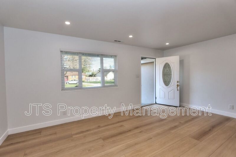 Fully Remodeled Fair Oaks Home For Rent! property image