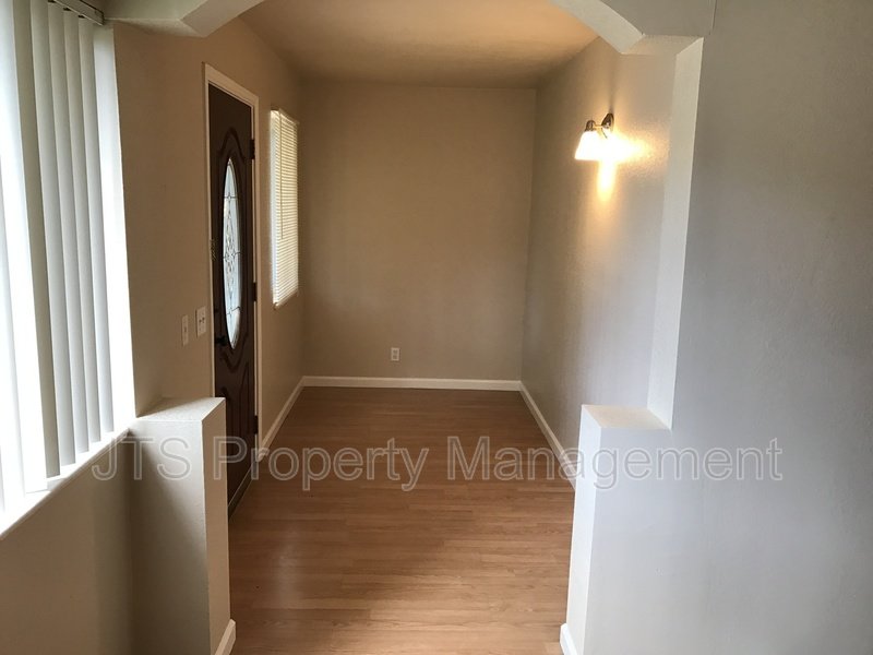 Pending sale!  Nice updated duplex for sale! property image