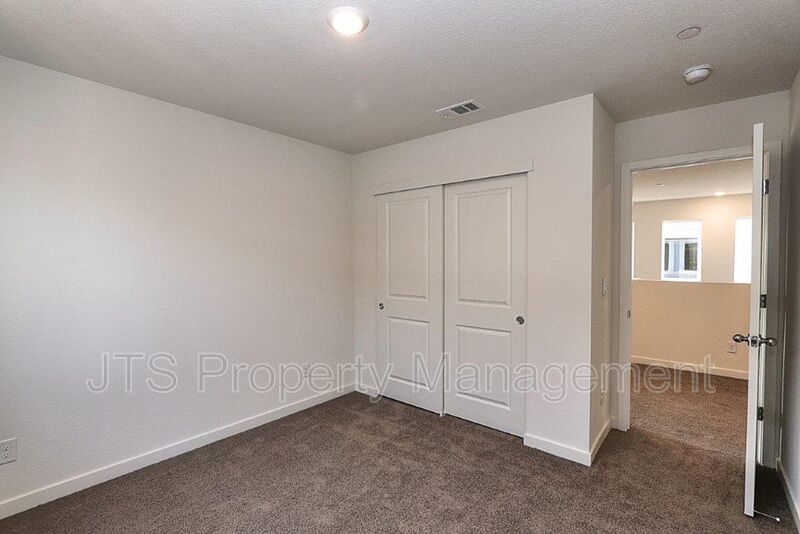 Beautiful Lincoln Home Available in May! property image