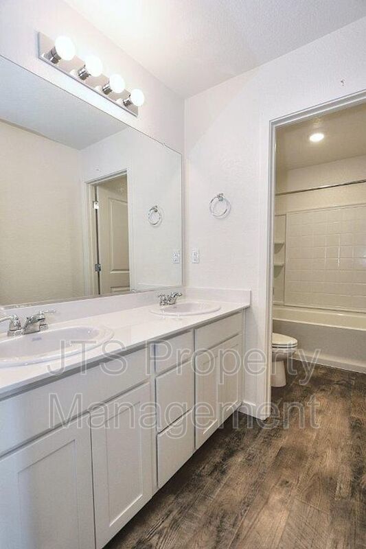 Beautiful Lincoln Home Available in May! property image