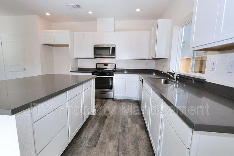 Beautiful Lincoln Home Available in May! property image