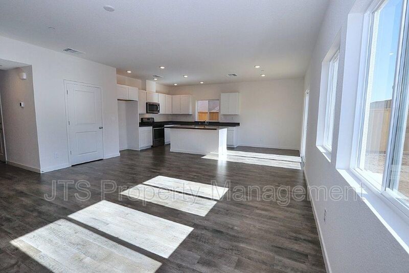 Beautiful Lincoln Home Available in May! property image