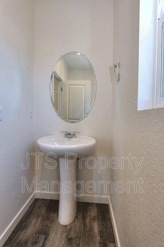 Beautiful Lincoln Home Available in May! property image