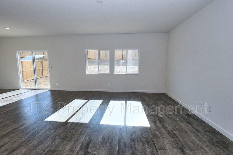 Beautiful Lincoln Home Available in May! property image