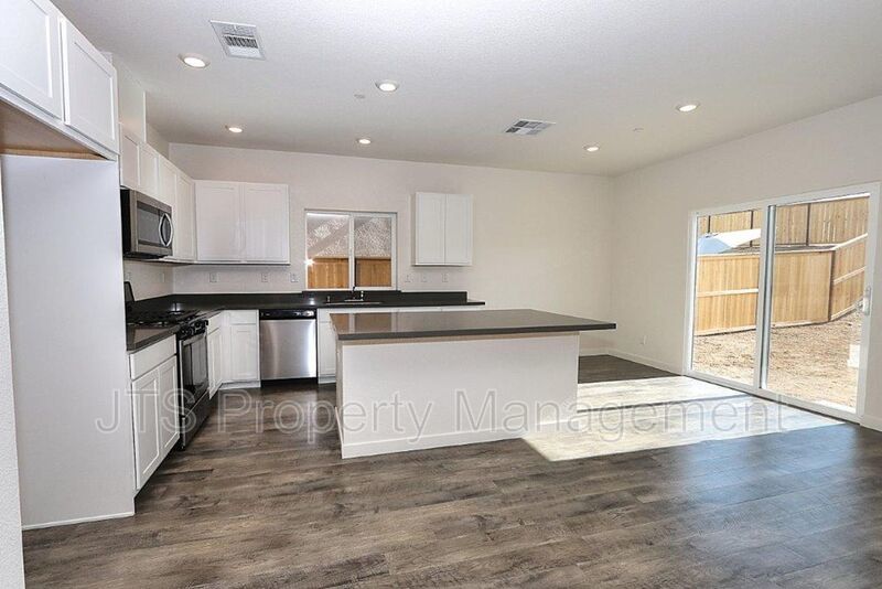 Beautiful Lincoln Home Available in May! property image