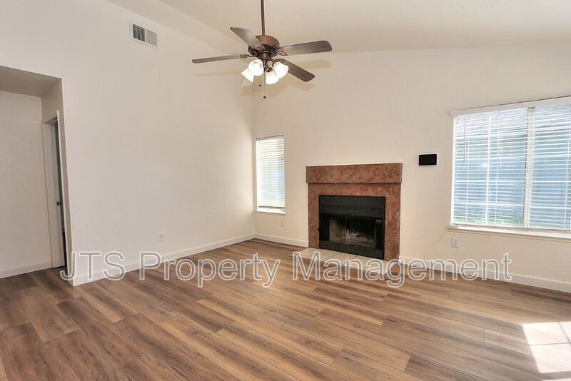 Lovely Home For Rent In Sunny Wood Coming Soon! property image