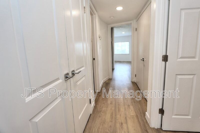 Updated Downstairs Unit in Rancho! property image