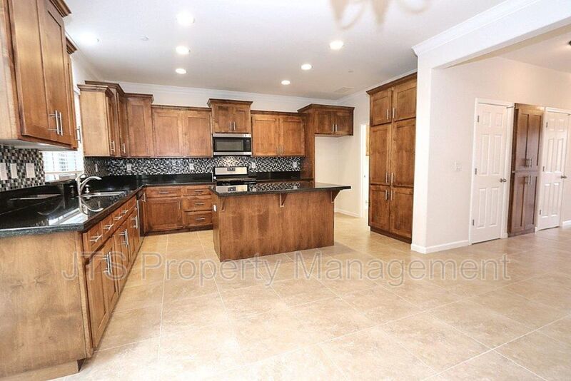 Incredible Gated Community Roseville Home! property image