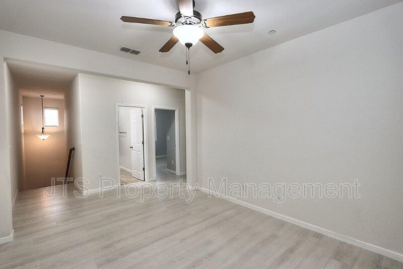 Incredible Gated Community Roseville Home! property image