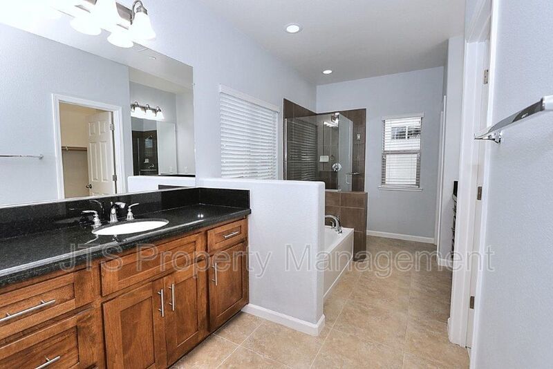 Incredible Gated Community Roseville Home! property image