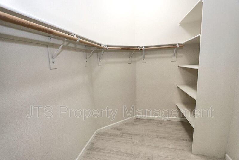 Incredible Gated Community Roseville Home! property image