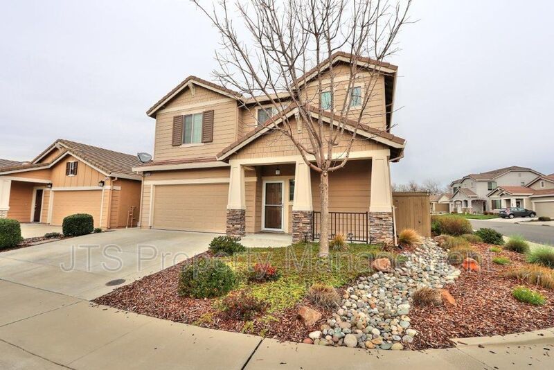Incredible Gated Community Roseville Home! property image