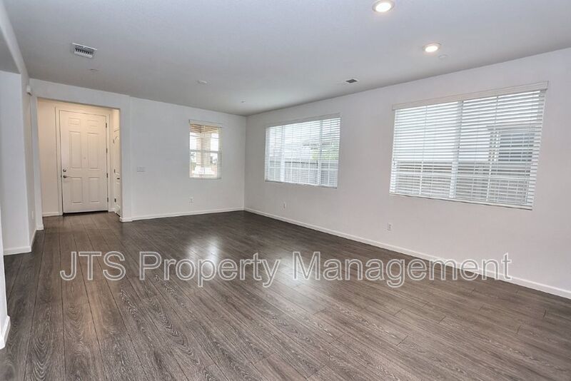 Beautiful home with TWO PRIMARY SUITES! property image