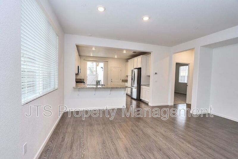 Beautiful home with TWO PRIMARY SUITES! property image