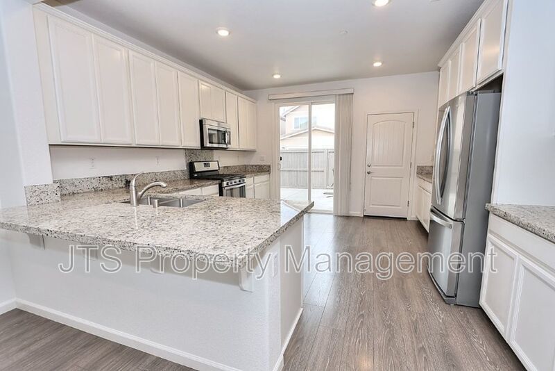 Beautiful home with TWO PRIMARY SUITES! property image