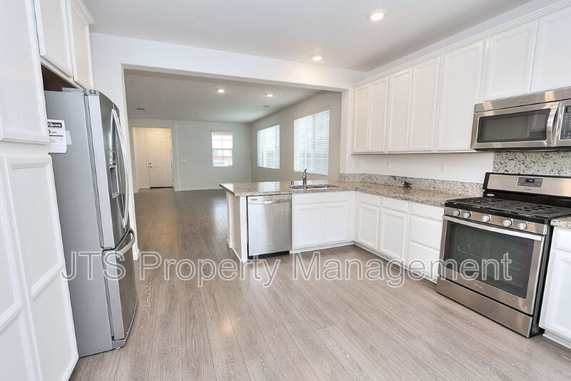 Beautiful home with TWO PRIMARY SUITES! property image