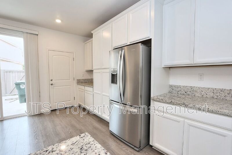 Beautiful home with TWO PRIMARY SUITES! property image