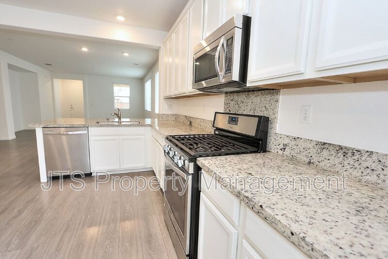 Beautiful home with TWO PRIMARY SUITES! property image