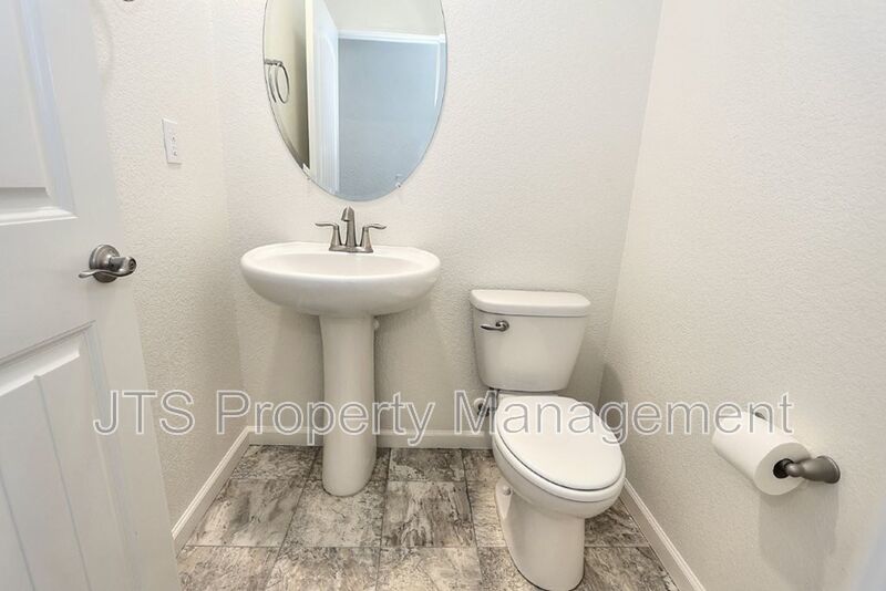 Beautiful home with TWO PRIMARY SUITES! property image