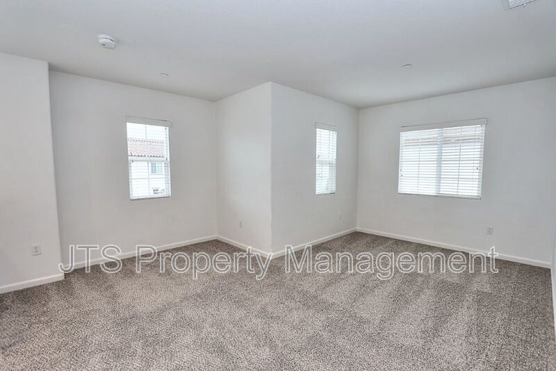 Beautiful home with TWO PRIMARY SUITES! property image