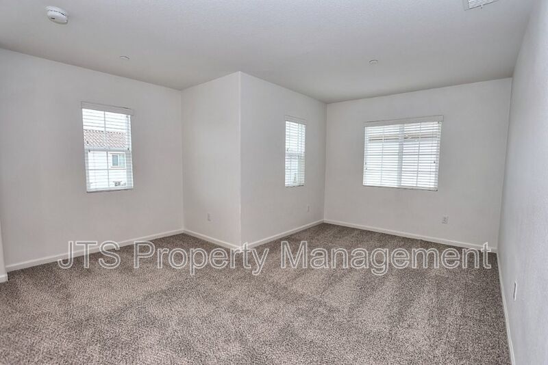 Beautiful home with TWO PRIMARY SUITES! property image