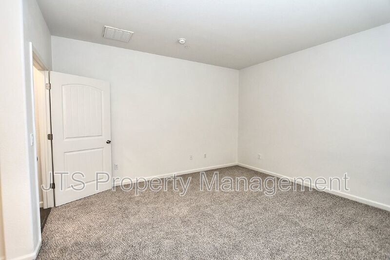 Beautiful home with TWO PRIMARY SUITES! property image