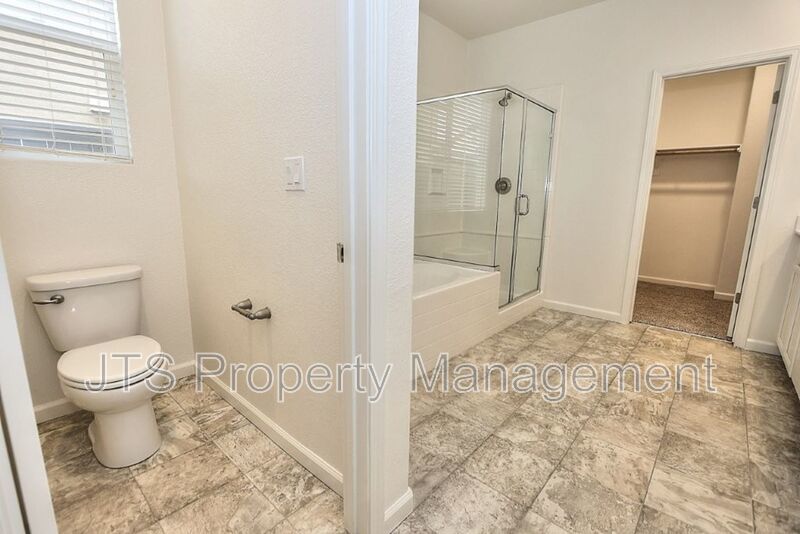 Beautiful home with TWO PRIMARY SUITES! property image