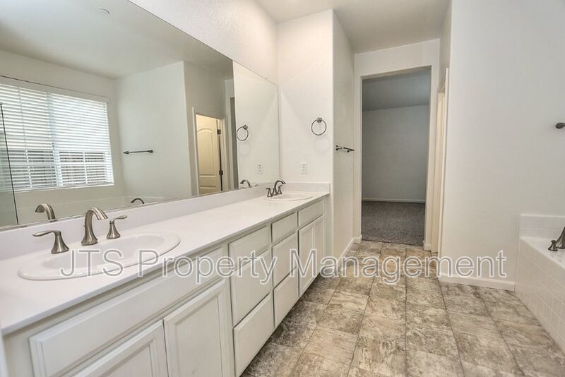 Beautiful home with TWO PRIMARY SUITES! property image