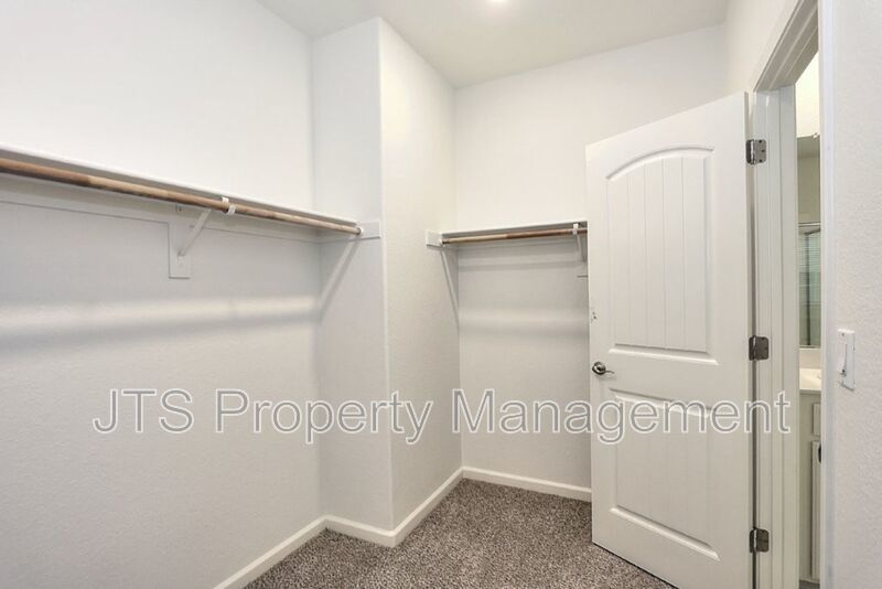Beautiful home with TWO PRIMARY SUITES! property image
