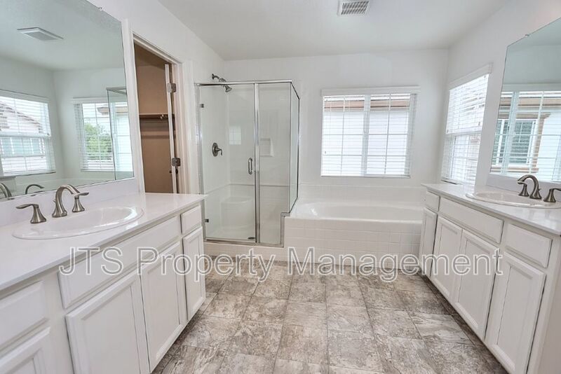 Beautiful home with TWO PRIMARY SUITES! property image