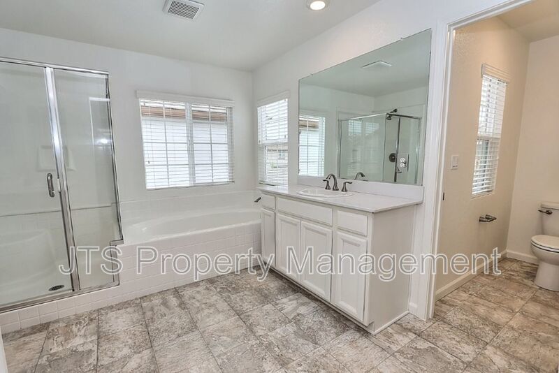 Beautiful home with TWO PRIMARY SUITES! property image
