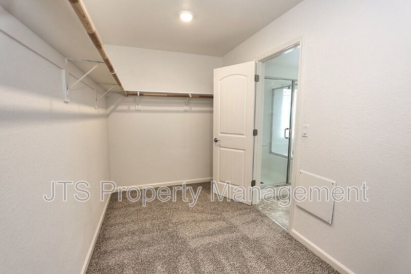 Beautiful home with TWO PRIMARY SUITES! property image