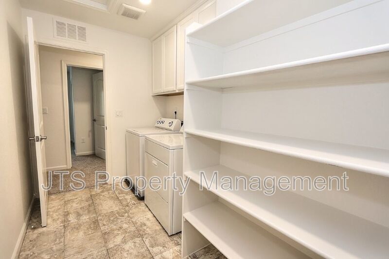 Beautiful home with TWO PRIMARY SUITES! property image