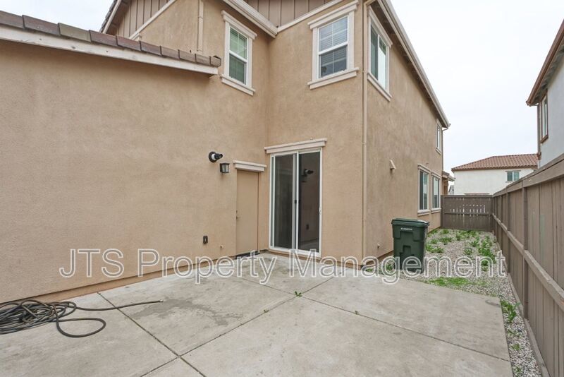 Beautiful home with TWO PRIMARY SUITES! property image