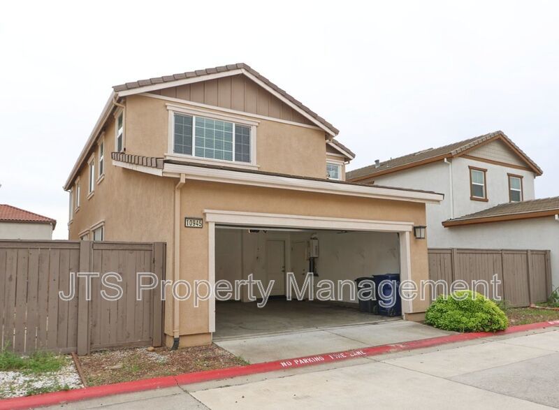 Beautiful home with TWO PRIMARY SUITES! property image