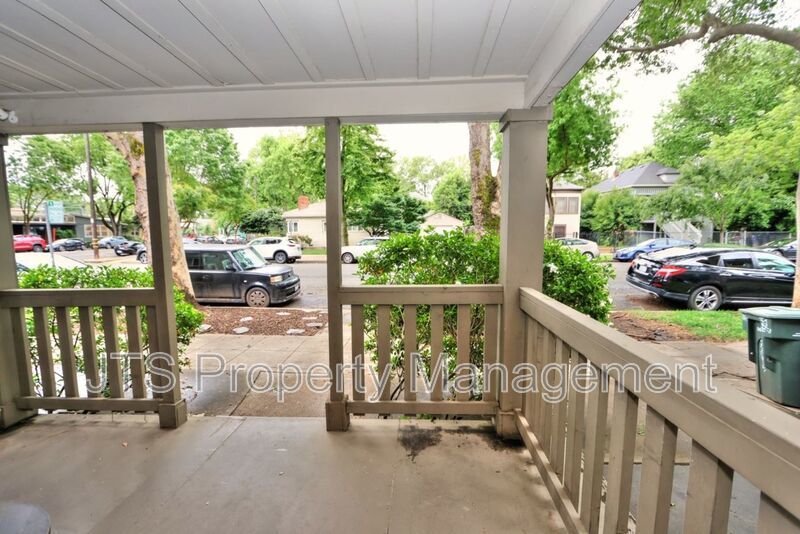 Midtown Flat for Rent! property image