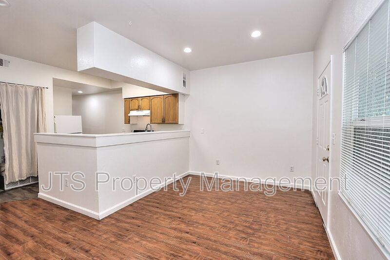 Midtown Flat for Rent! property image