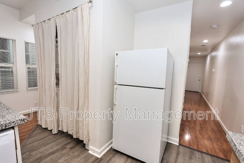 Midtown Flat for Rent! property image