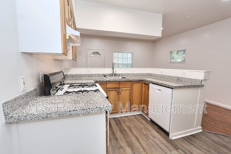 Midtown Flat for Rent! property image