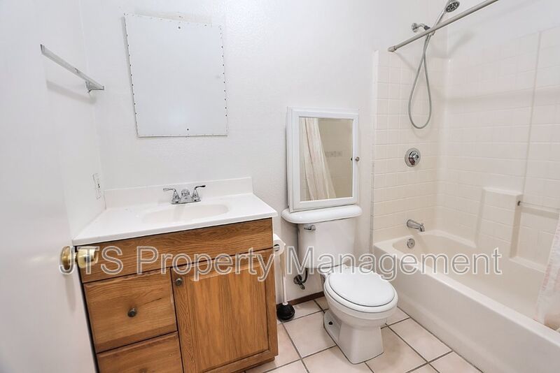 Midtown Flat for Rent! property image