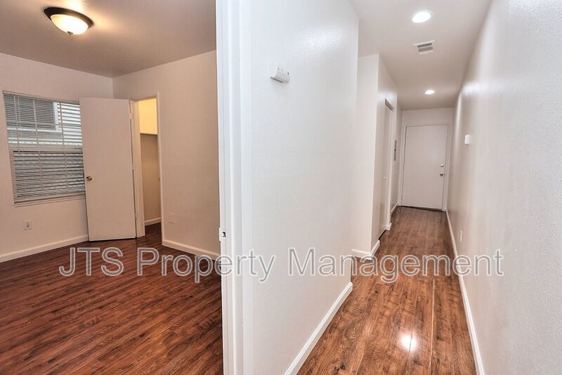 Midtown Flat for Rent! property image
