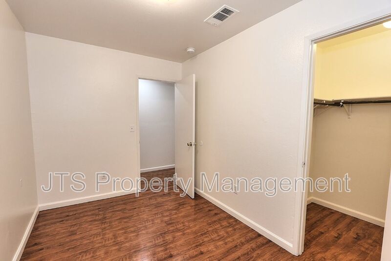 Midtown Flat for Rent! property image