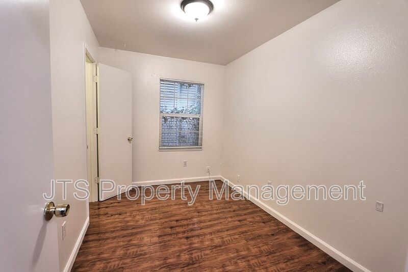 Midtown Flat for Rent! property image