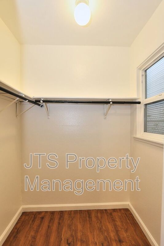 Midtown Flat for Rent! property image