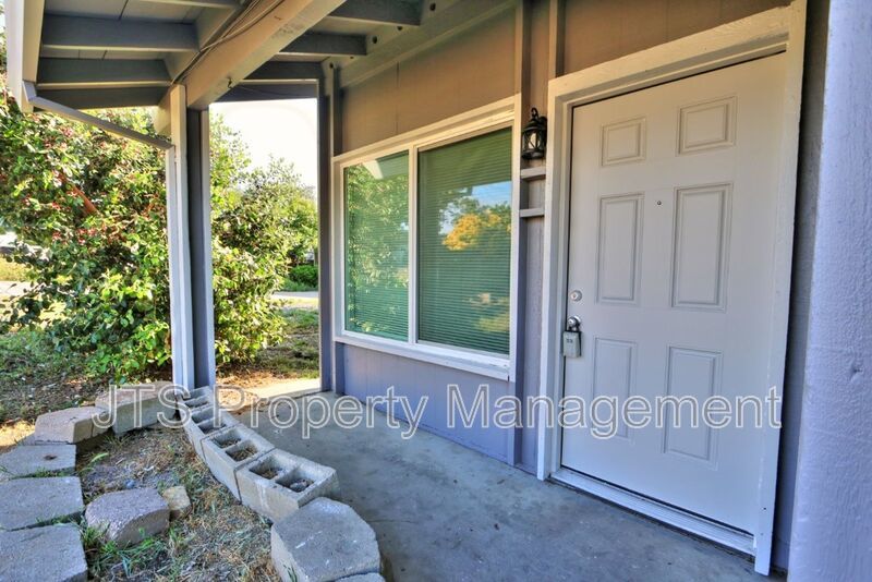 Newly Remolded Duplex for Rent! property image