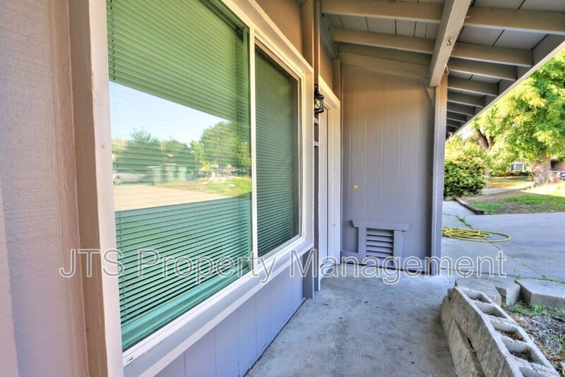 Newly Remolded Duplex for Rent! property image