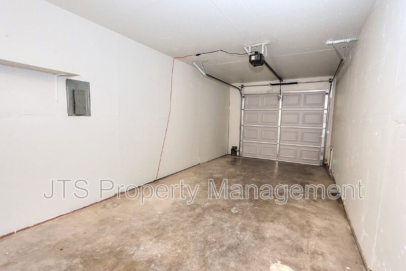 Newly Remolded Duplex for Rent! property image